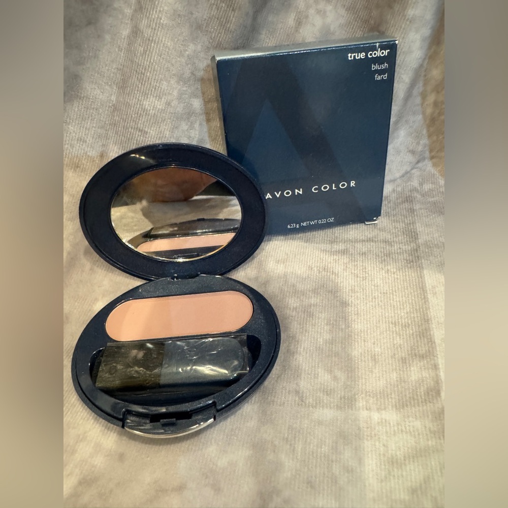 Avon True Color Blush antiquity New